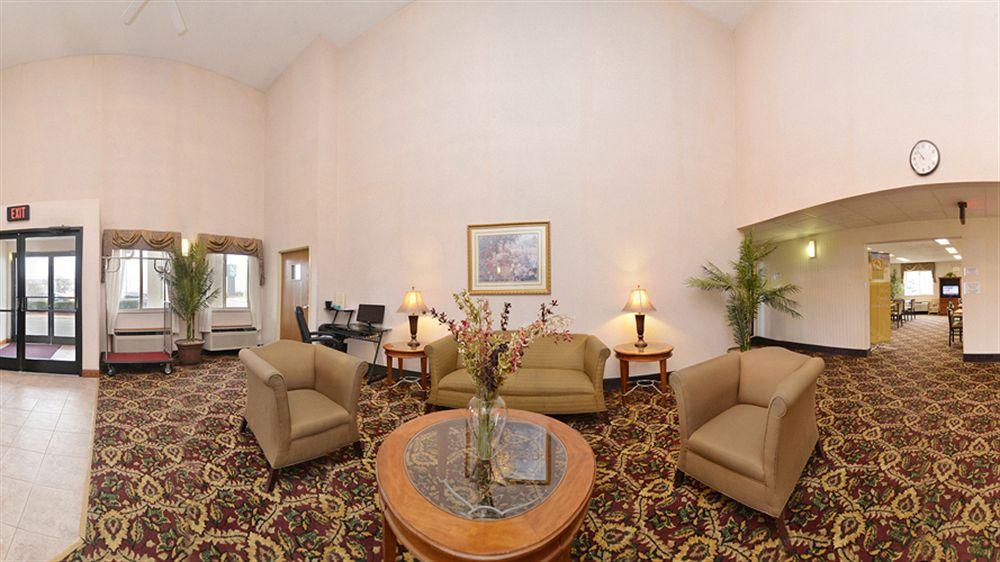 Quality Inn & Suites Woodstock Near Lake Geneva Інтер'єр фото